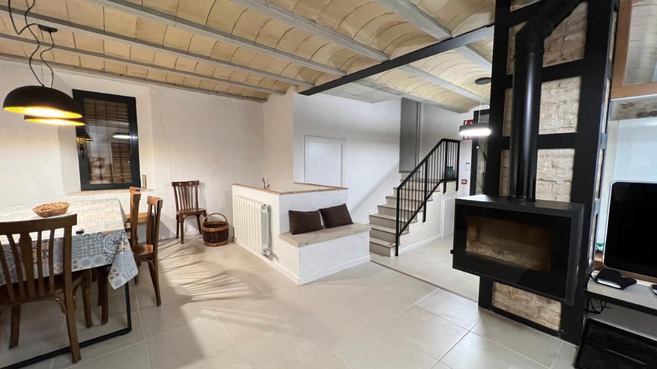 La Creveta Villa Tivissa Bagian luar foto